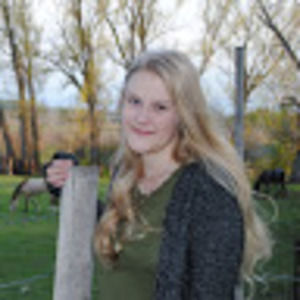 Meet your Posher, Hannah